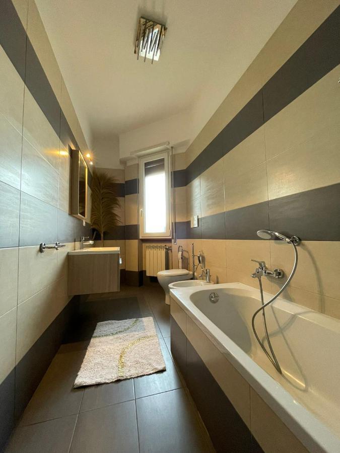 Eur Centro Lux Apartment Con Camino Rome Luaran gambar