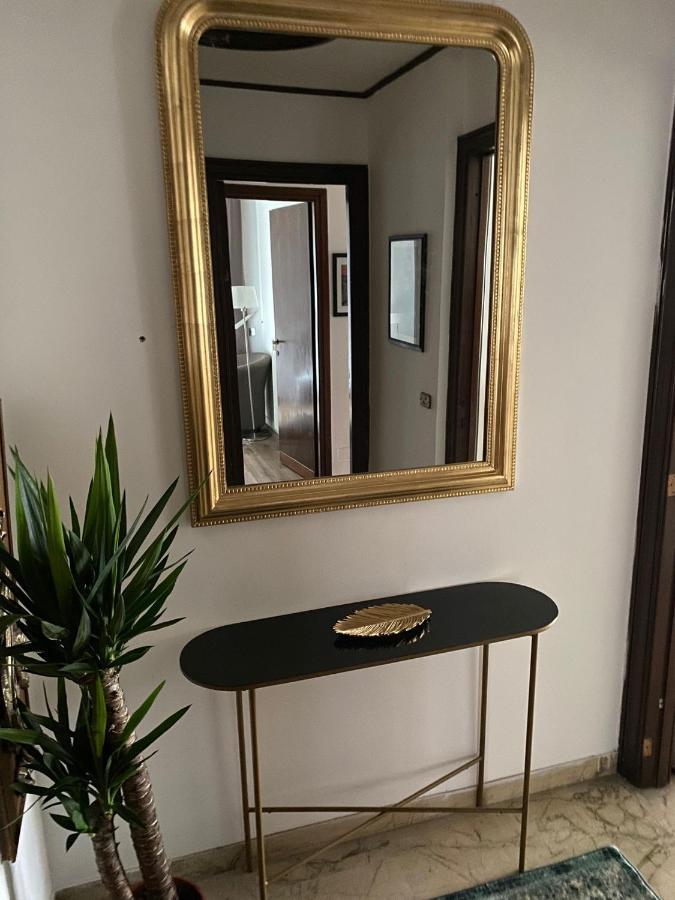 Eur Centro Lux Apartment Con Camino Rome Luaran gambar